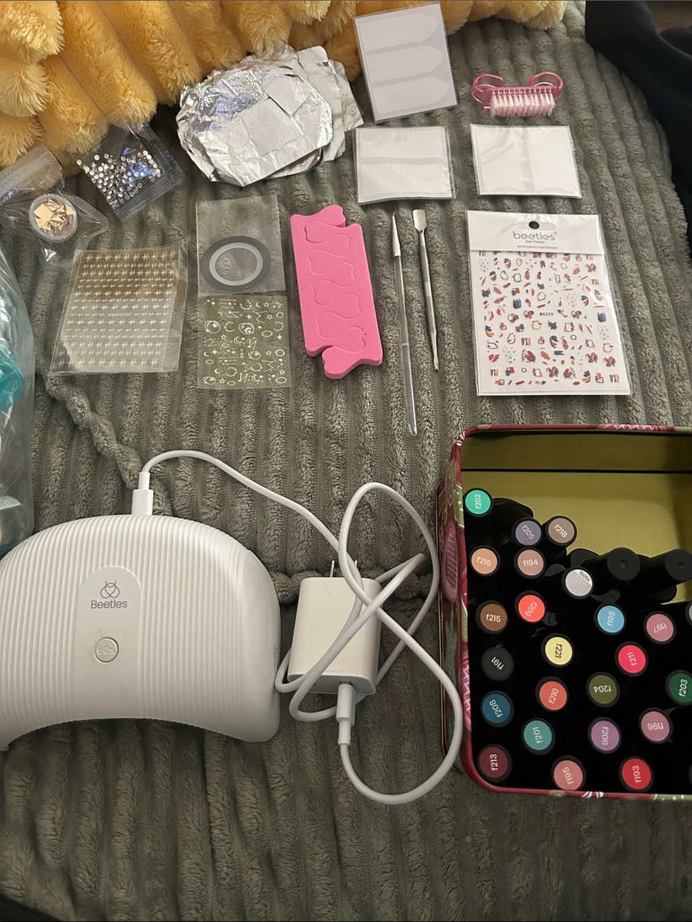 Beetles Portable White LED Nail Lamp with Pink Toe Separator & Nail Art Kit